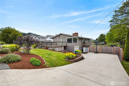 3918 S Ave, Anacortes, WA, 98221-3647 | Card Image