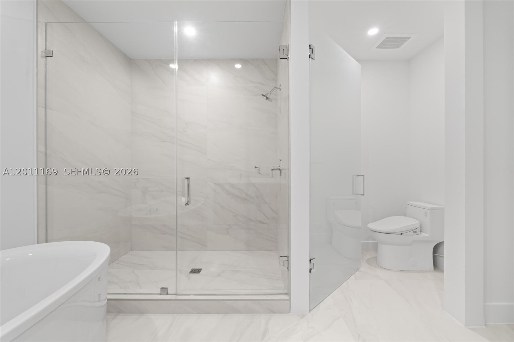 Residential in Sunny Isles Beach 5
