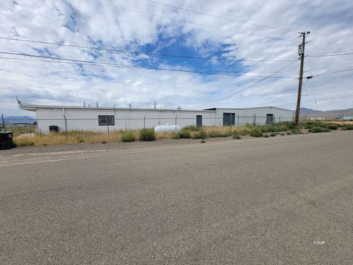 3086 Crescent Ave, Crescent Valley, NV, 89821-8025 | Card Image