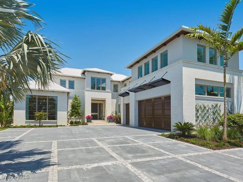 3233 Gin Ln, NAPLES, FL, 34102-7808 | Card Image