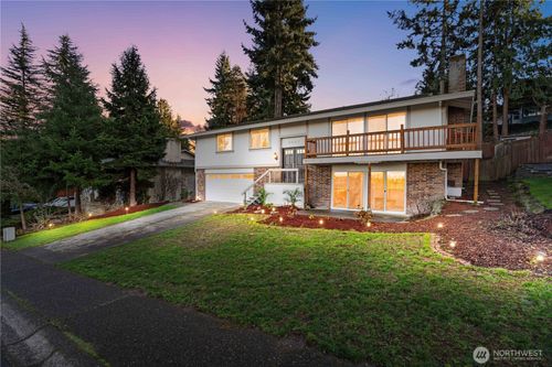 3907 Sw 328th St, Federal Way, WA, 98023-2627 | Card Image