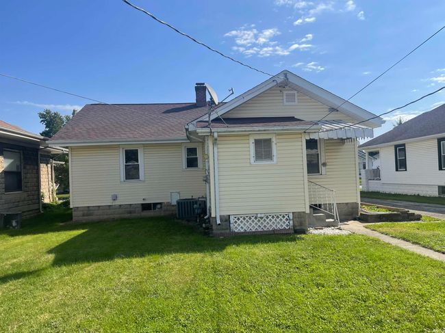 1611 S Washington St, House other with 2 bedrooms, 2 bathrooms and null parking in Kokomo IN | Image 12