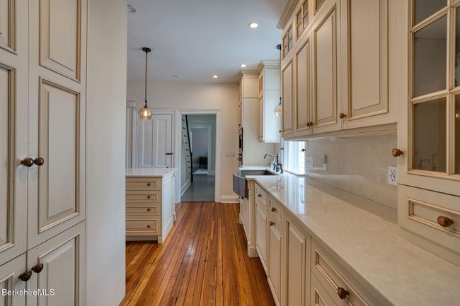 21 Stockbridge Rd, House other with 6 bedrooms, 4 bathrooms and null parking in West Stockbridge MA | Image 14