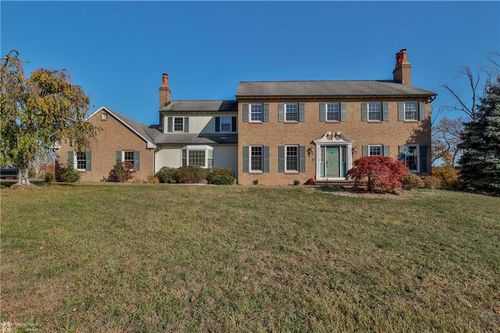 2089 Chestnut Road, Springfield Twp, PA, 18036 | Card Image