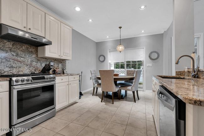 45 Fells Dr, Condo with 3 bedrooms, 3 bathrooms and null parking in Manalapan NJ | Image 13