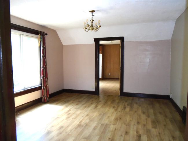 Living Room Upper | Image 14