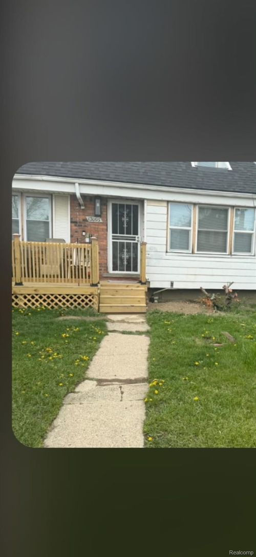 13095 Rosemary Street, Detroit, MI, 48213 | Card Image