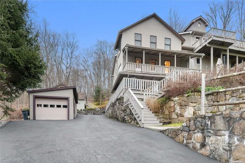 50 Spring Valley Rd, Ossining, NY, 10562-2004 | Card Image