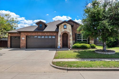 9257 Water Oak Dr, Arlington, TX, 76002-3098 | Card Image