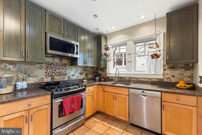 1412 N Wakefield St, House other with 3 bedrooms, 2 bathrooms and null parking in ARLINGTON VA | Image 10