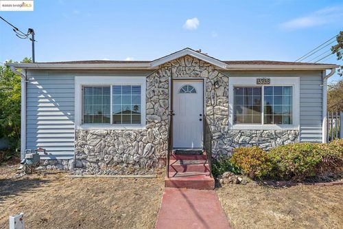 2533 Bush Ave, Richmond, CA, 94806-4529 | Card Image