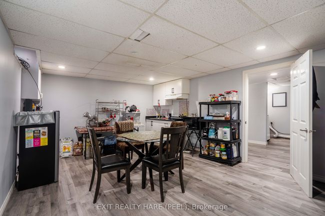 51 - 93 Hansen Rd N, Condo with 3 bedrooms, 2 bathrooms and 1 parking in Brampton ON | Image 17