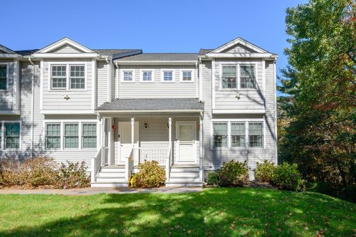 10-10 Great Cedar Dr, Hanson, MA, 02341 | Card Image