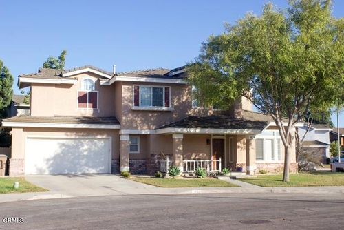 939 Meadowlark Dr, Fillmore, CA, 93015-1139 | Card Image