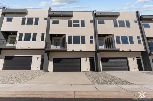 6a-665 E 2015 N, Cedar City, UT, 84721-9312 | Card Image
