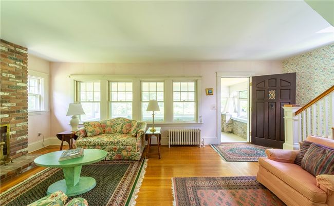 261 Hardig Rd, House other with 3 bedrooms, 2 bathrooms and 6 parking in Warwick RI | Image 9