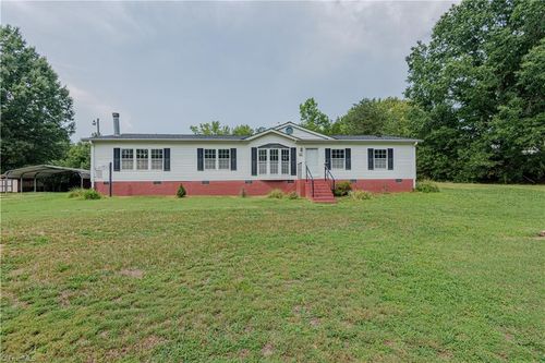 127 Shelby Ln, Madison, NC, 27025-8180 | Card Image