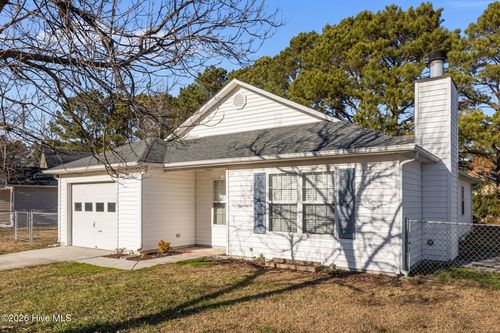 1109 Shroyer Cir, Jacksonville, NC, 28540-3318 | Card Image