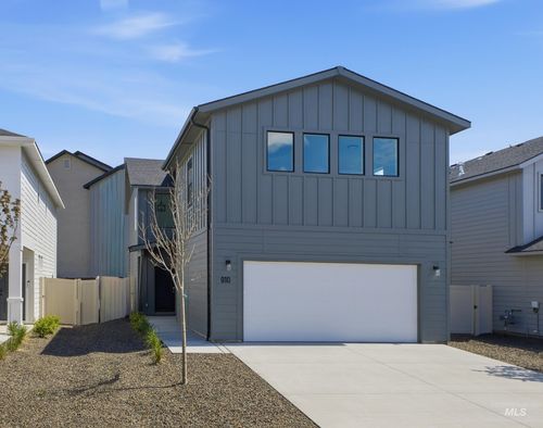 910 N Mirror Creek Way, Meridian, ID, 83642-8092 | Card Image