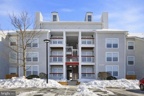 apt-268-4-9900 Boysenberry Way, GAITHERSBURG, MD, 20879-3685 | Card Image