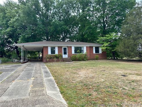 4945 Redwood Dr, Fayetteville, NC, 28304-4267 | Card Image