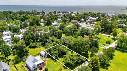 3-504 Midyette St, Oriental, NC, 28571-9238 | Card Image