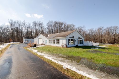 31643 Frost St, Dowagiac, MI, 49047-8312 | Card Image