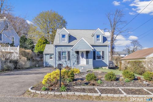 29 Montgomery St, Shelton, CT, 06484-4358 | Card Image