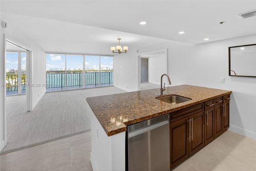 2319-7601 E Treasure Dr, North Bay Village, FL, 33141-4391 | Card Image
