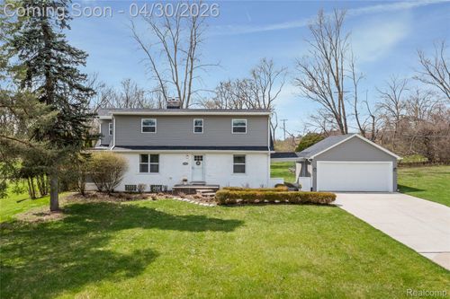 24903 Lois Ln, Southfield, MI, 48075-6155 | Card Image