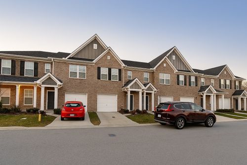 3307 Deerchase Cir, Murfreesboro, TN, 37129-1584 | Card Image