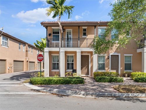 14741 Sw 11th St, Pembroke Pines, FL, 33027-6193 | Card Image