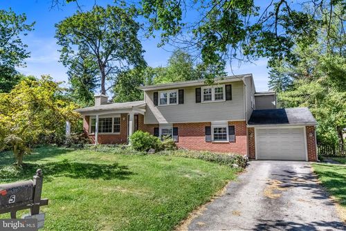 5 Beth Ln, Malvern, PA, 19355-1704 | Card Image