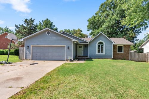 703 Heidi Ln, Mulvane, KS, 67110-1200 | Card Image