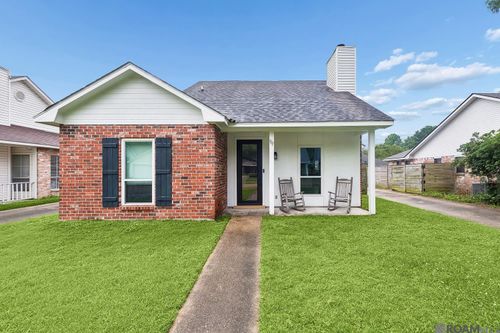 777 Hadley Dr, Baton Rouge, LA, 70820-8310 | Card Image
