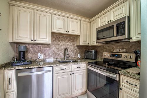 293 Brighton G, Boca Raton, FL, 33434-4807 | Card Image
