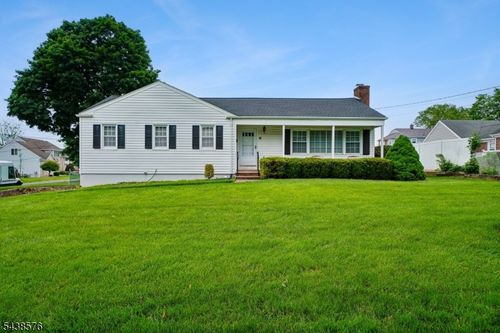 66 Berkeley Ave, Berkeley Heights, NJ, 07922-1003 | Card Image