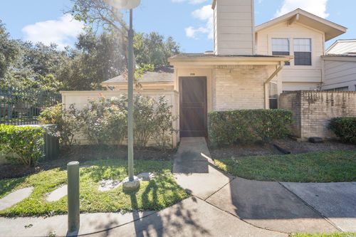 unit-905-13002 Leader St, Houston, TX, 77072-2152 | Card Image