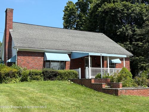 412 Grand Ave, Clarks Summit, PA, 18411-1406 | Card Image