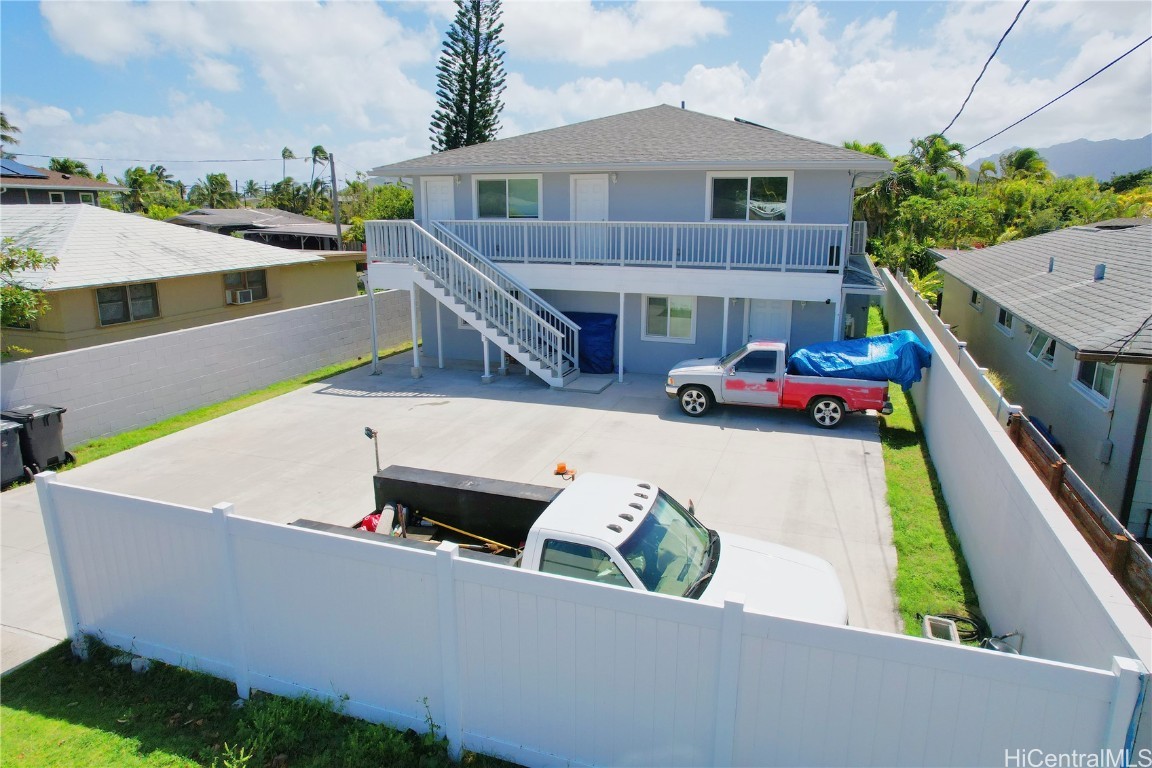Olomana St, Kailua, HI 96734