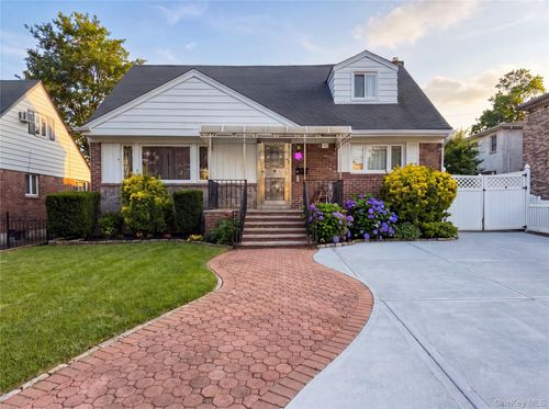 6414 251st Street, New York, NY, 11362 | Card Image