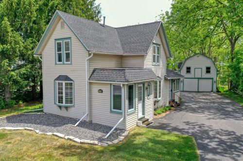 590 North Ave, Hartland, WI, 53029-1309 | Card Image