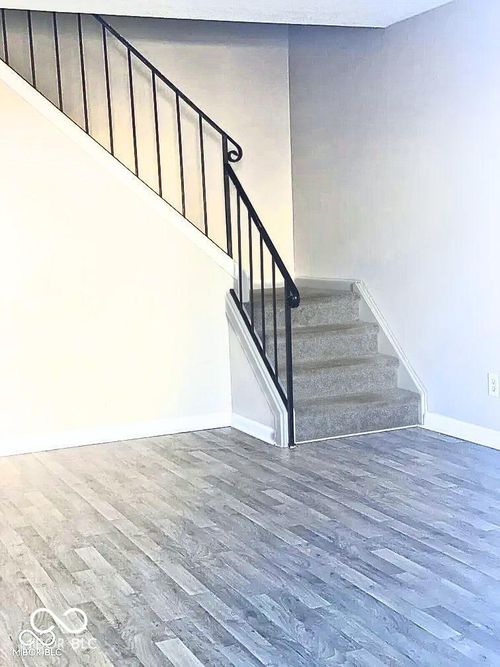 5946 Deerwood Ct, Indianapolis, IN, 46254-1113 | Card Image