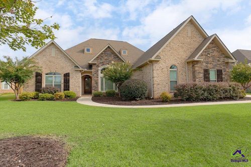 217 Broughton St, Warner Robins, GA, 31088-6786 | Card Image