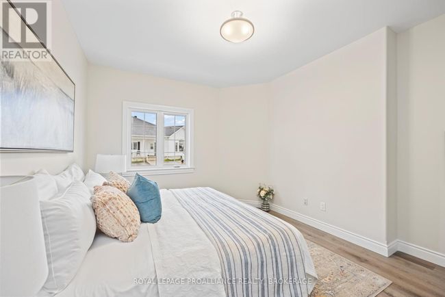36 Carly Place, Townhouse with 2 bedrooms, 1 bathrooms and 1 parking in Loyalist (Amherstview) ON | Image 14