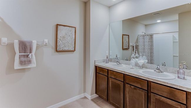 17012 Oval Rum Dr, House other with 5 bedrooms, 3 bathrooms and null parking in WIMAUMA FL | Image 11