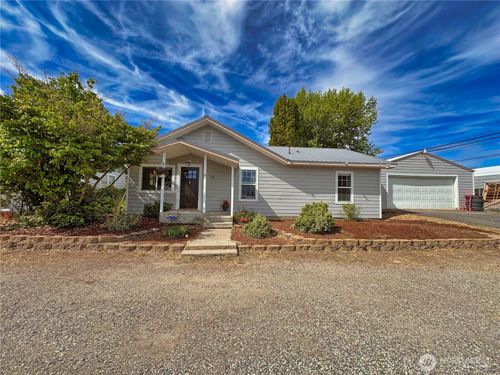 111 Washington Pl, Electric City, WA, 99123-5133 | Card Image