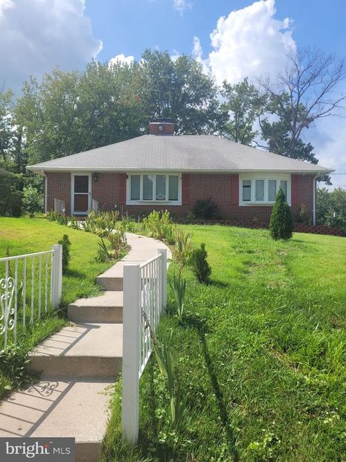 409 Phelps Ave, GLEN BURNIE, MD, 21060-7737 | Card Image