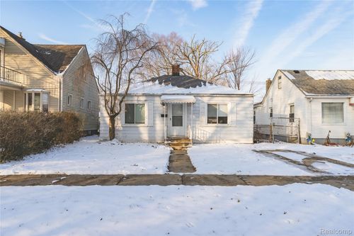 4524 Fleming St, Dearborn Heights, MI, 48125-3328 | Card Image