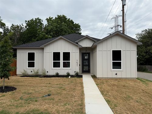 1431 Presidio Ave, Dallas, TX, 75216-5427 | Card Image